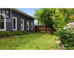 Den - 16 Rogers Avenue, Amherst, NS B4H2J7 Photo 9
