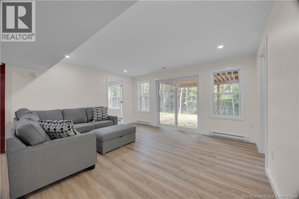 45 Friars Drive - 26