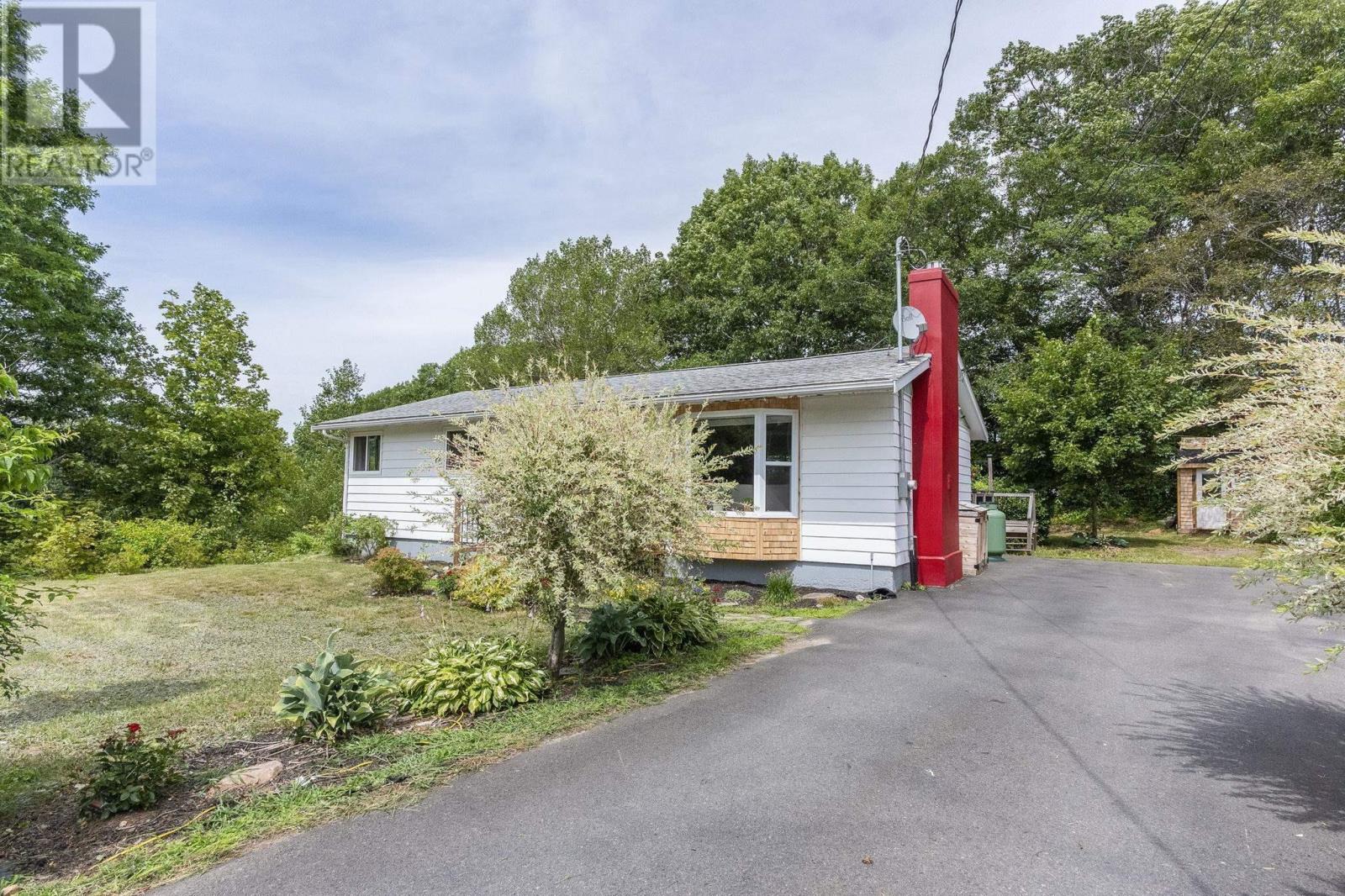 40 Bonavista Avenue - 44