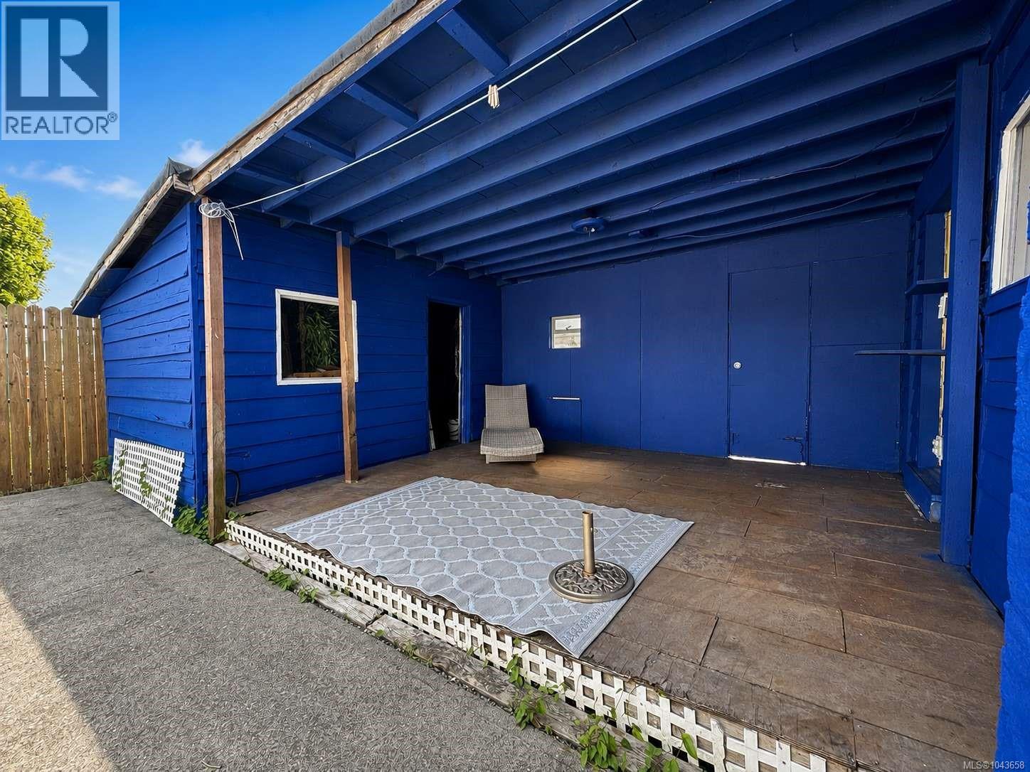 4586 Beale St - 12