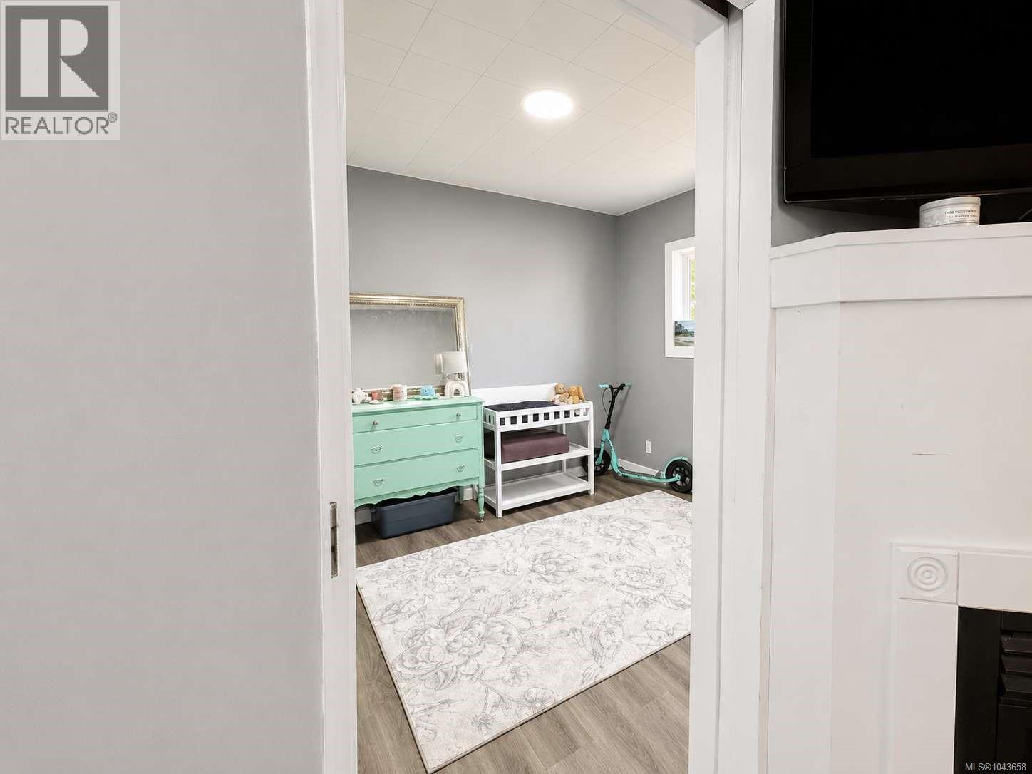 4586 Beale St - 21