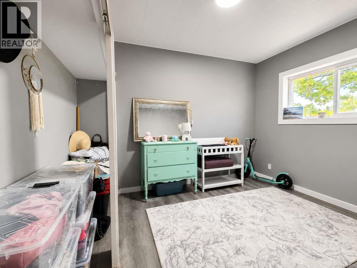 4586 Beale St - 22