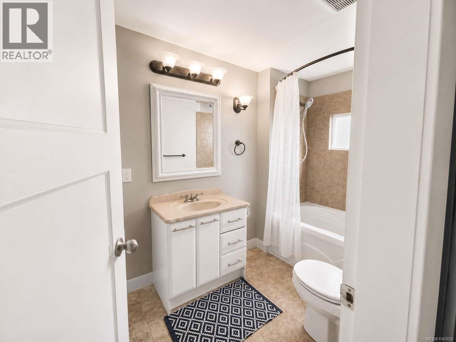 4586 Beale St - 29