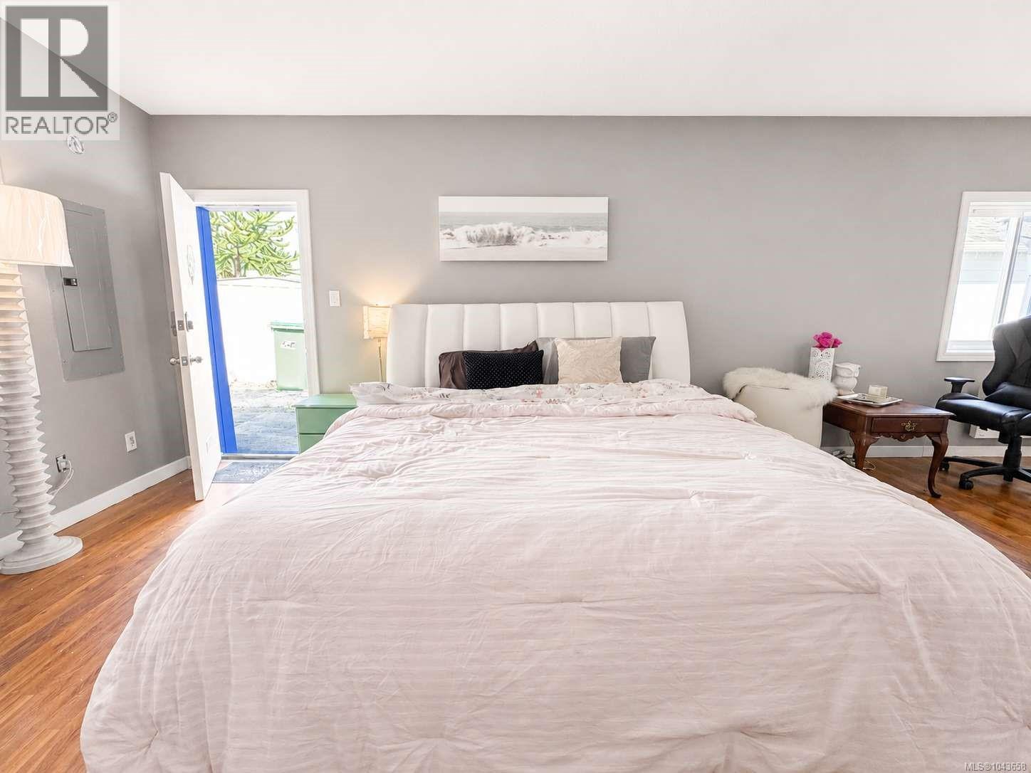 4586 Beale St - 41