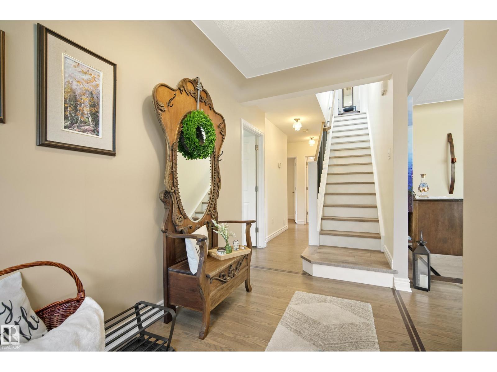 7215 96B AV NW - 21