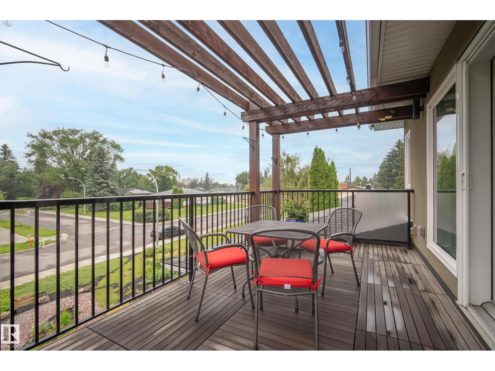 7215 96B AV NW - 26