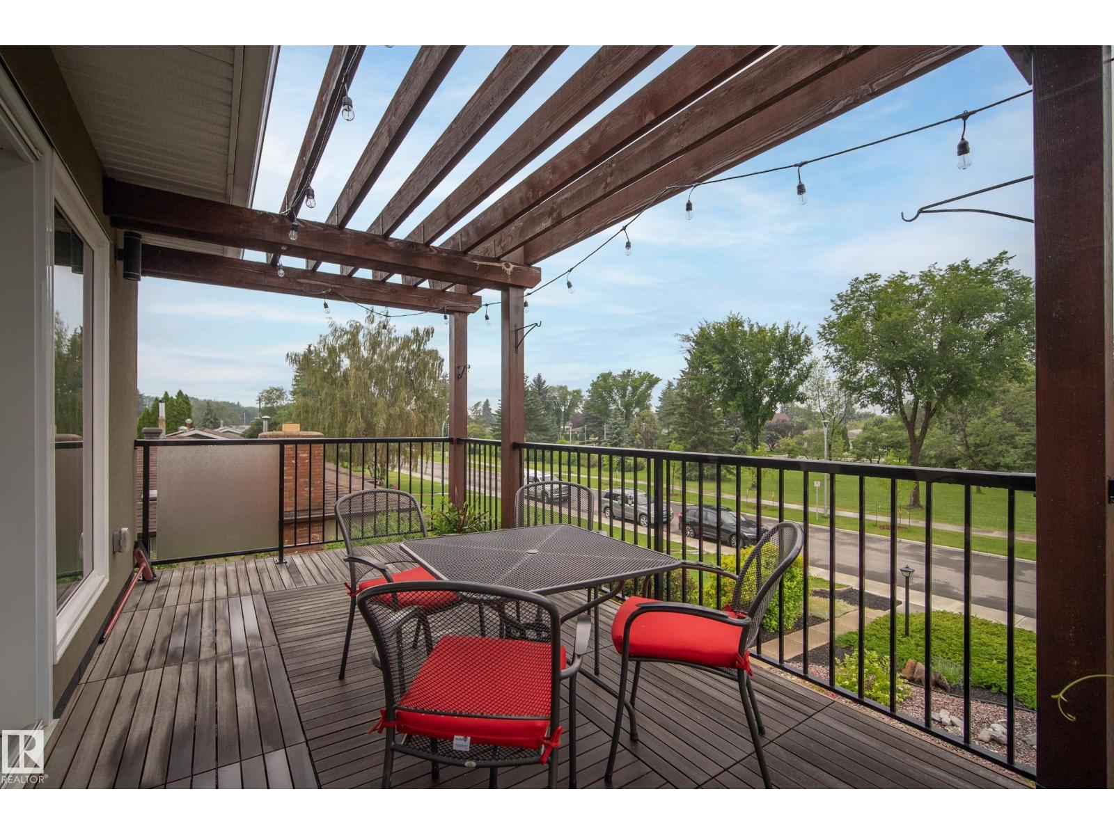 7215 96B AV NW - 27