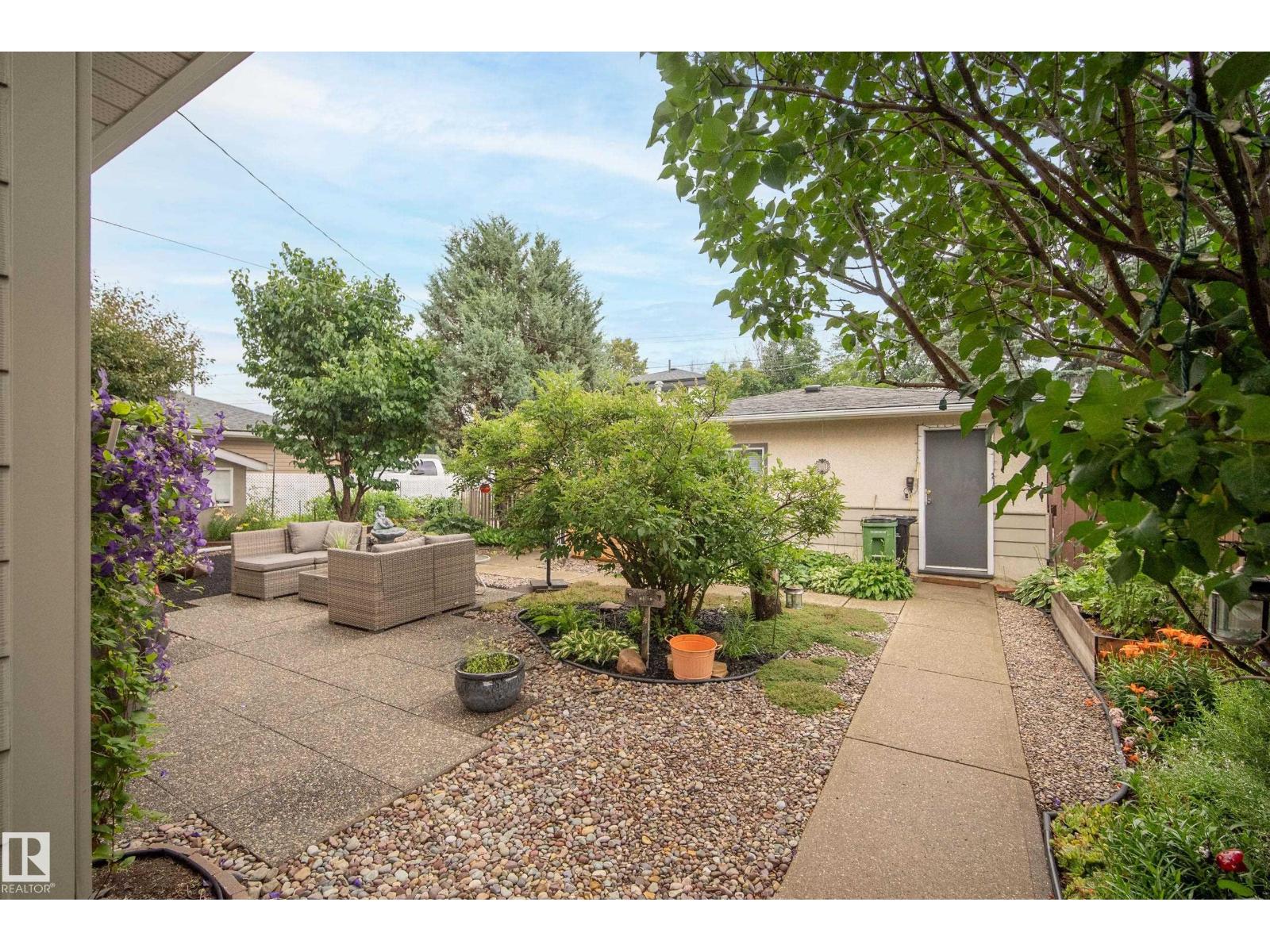 7215 96B AV NW - 56