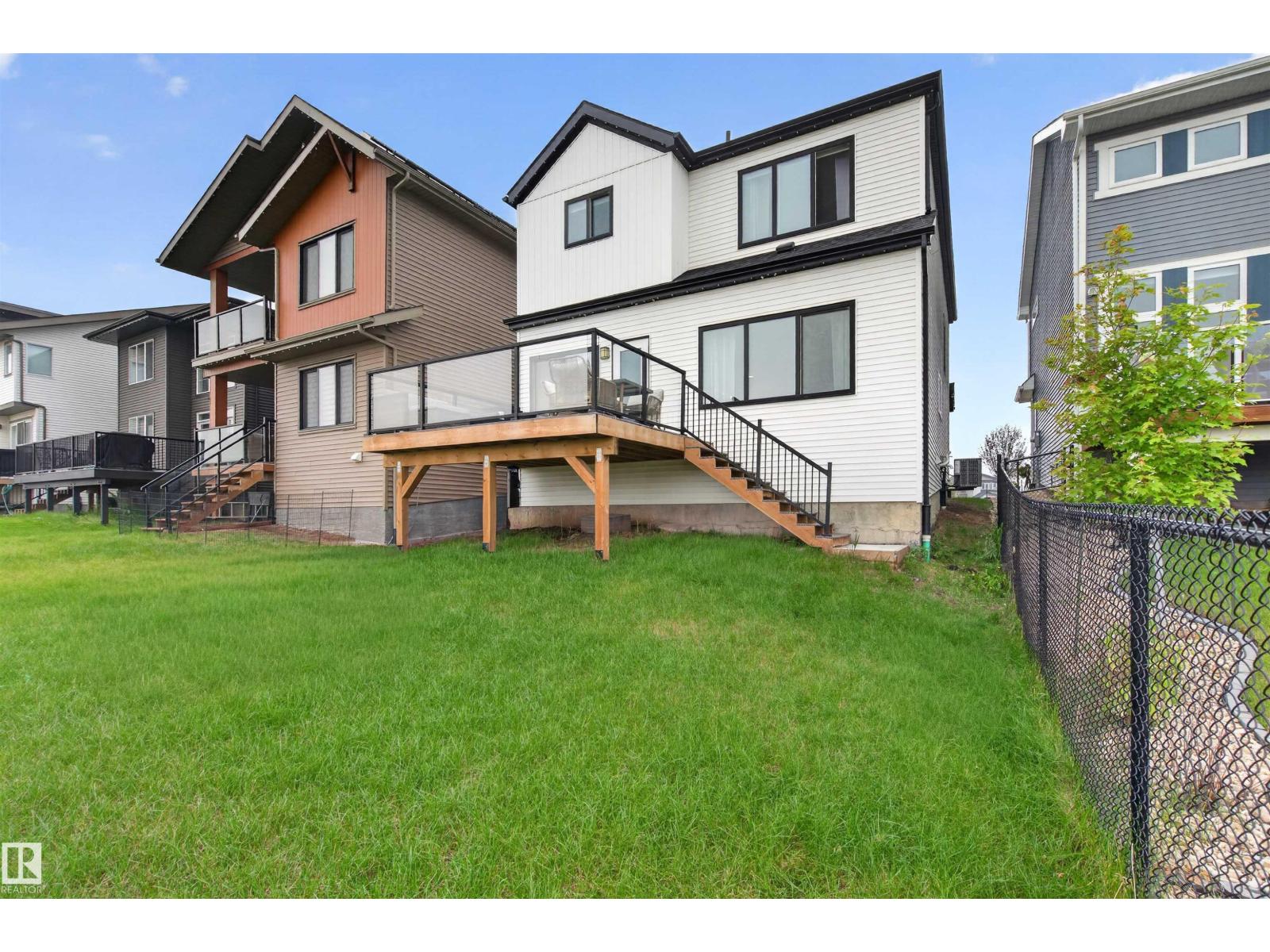 19147 22 AV NW - 24