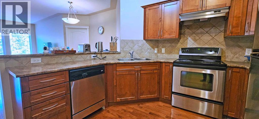 #305 30 Discovery Ridge Close SW - 8