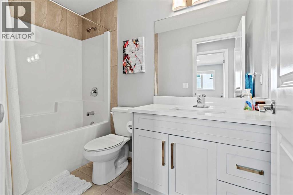 3304 2 Street NE - 22