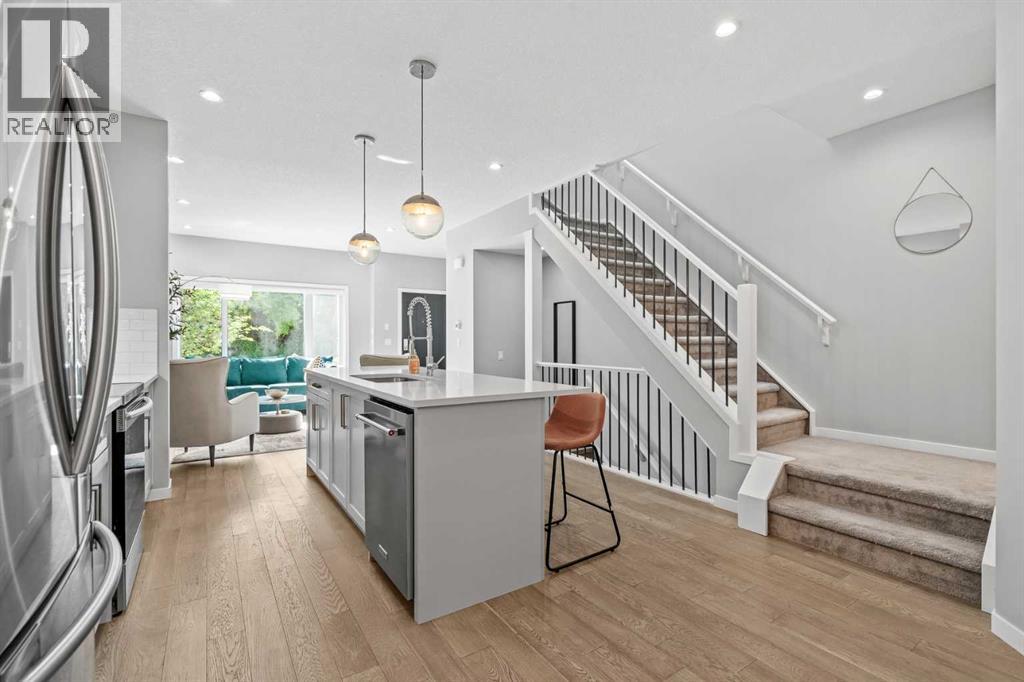 3304 2 Street NE - 8