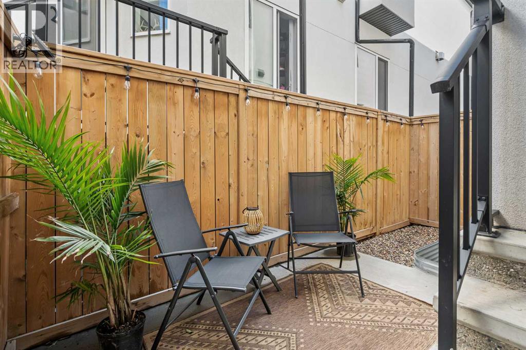 3304 2 Street NE - 33