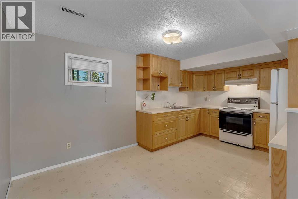 283055 Township Road 250 - 23