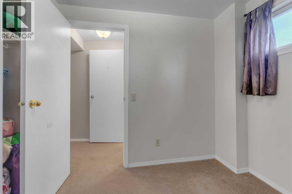 283055 Township Road 250 - 29