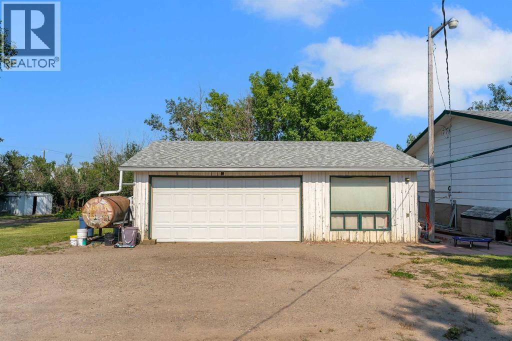 283055 Township Road 250 - 16