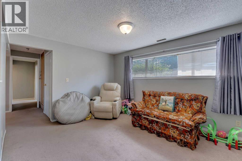 283055 Township Road 250 - 20