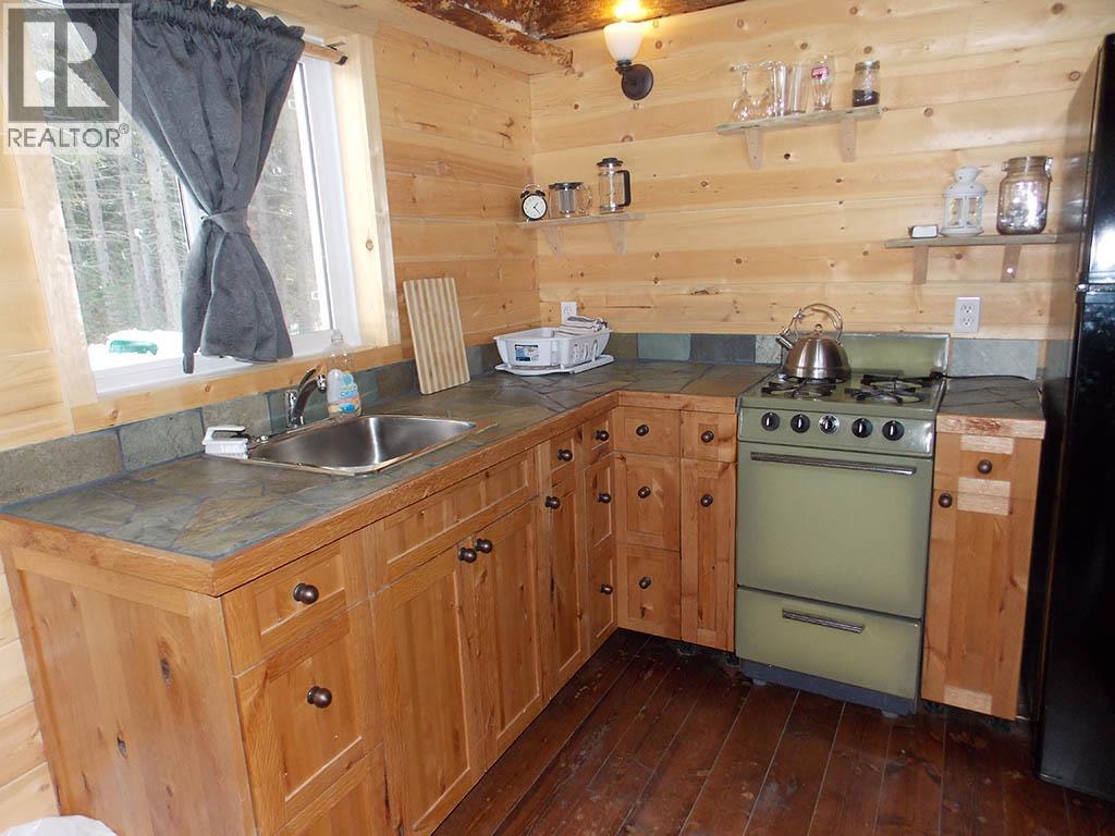 4227-4233 Beaverfoot Forest Service Road - 16