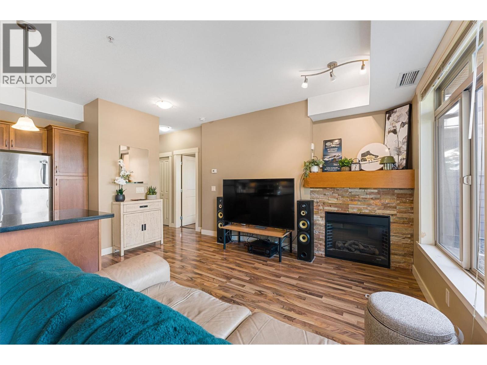#112 3533 Carrington Road - 8