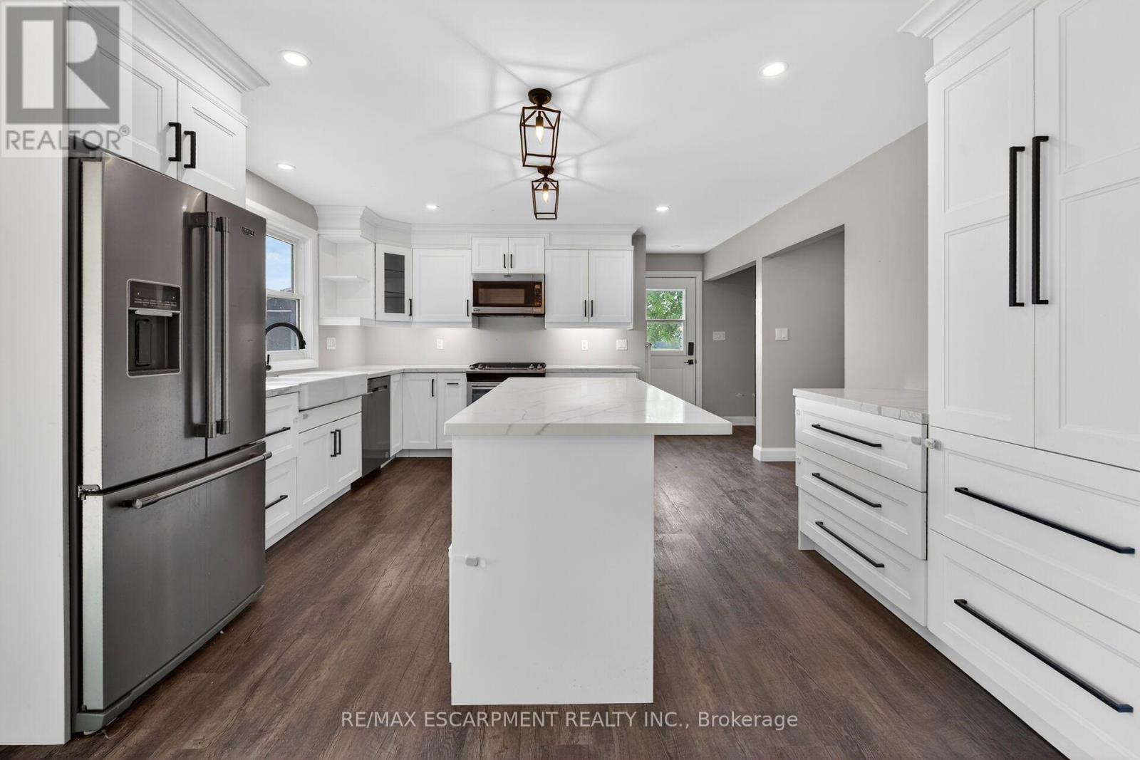 2336 COCKSHUTT ROAD - 12