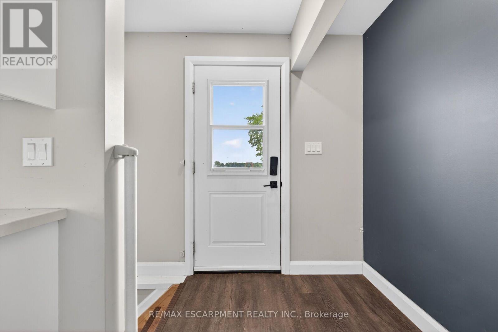 2336 COCKSHUTT ROAD - 28