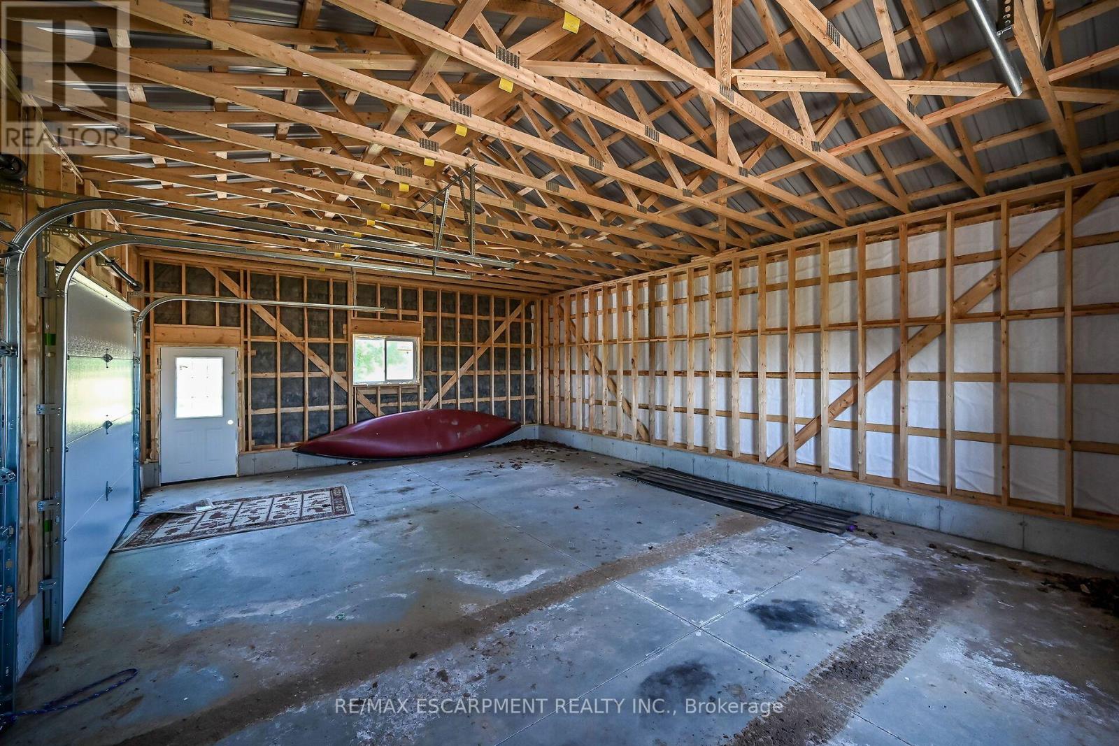 2336 COCKSHUTT ROAD - 39