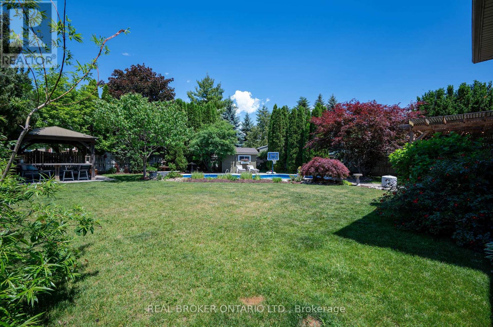 6 PIONEER TOWER CRESCENT - Image 10