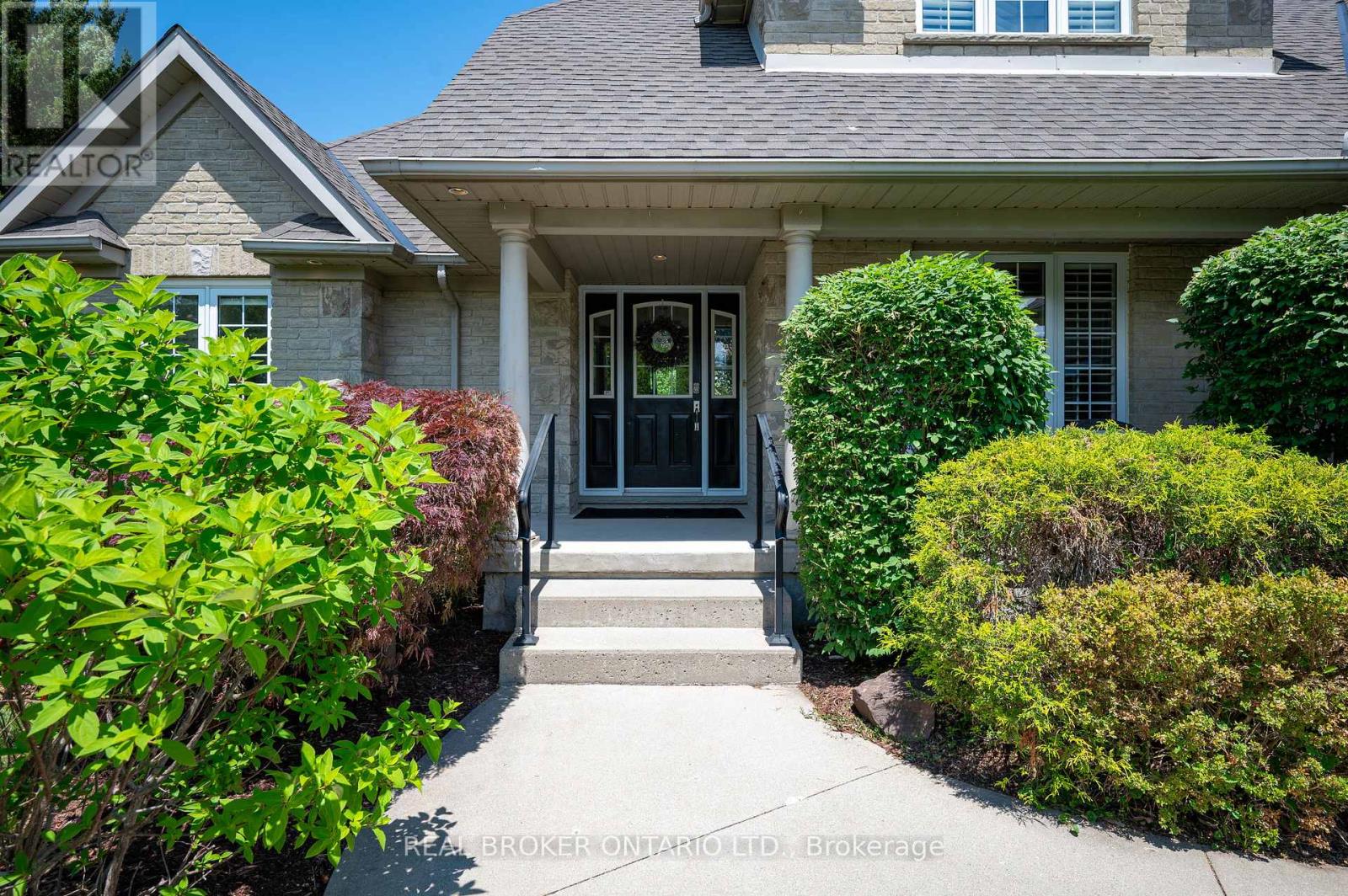 6 PIONEER TOWER CRESCENT - Image 14
