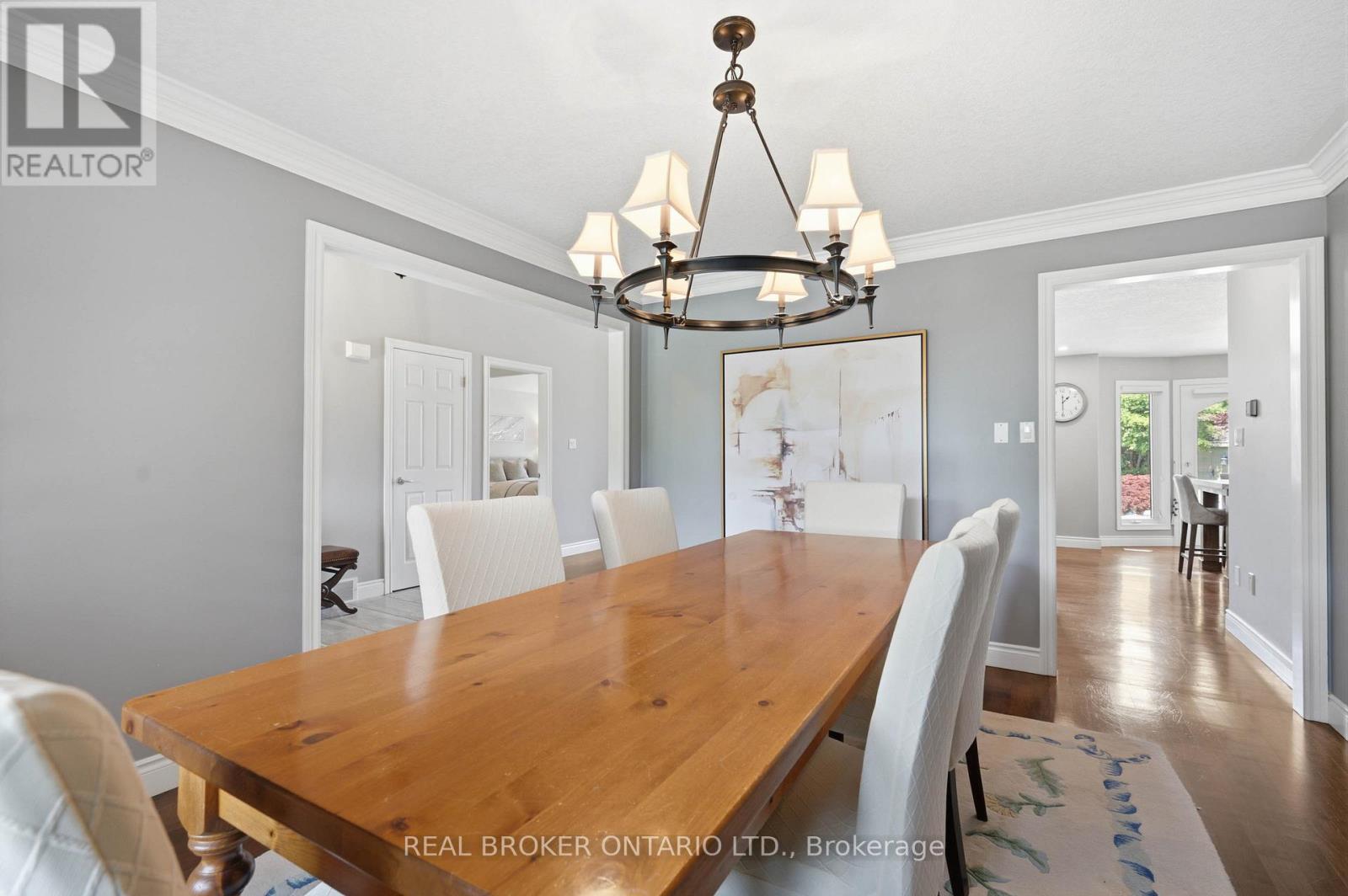6 PIONEER TOWER CRESCENT - Image 18
