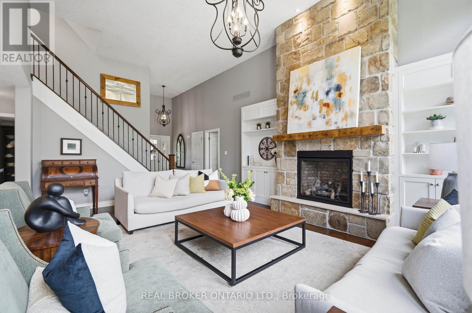 6 PIONEER TOWER CRESCENT - Image 20