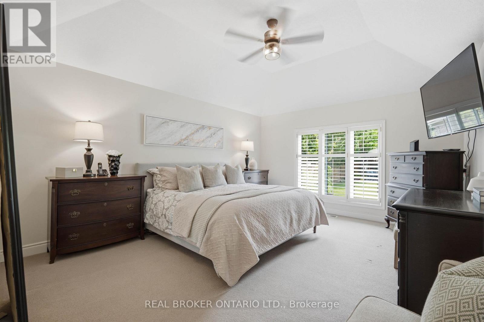 6 PIONEER TOWER CRESCENT - Image 29