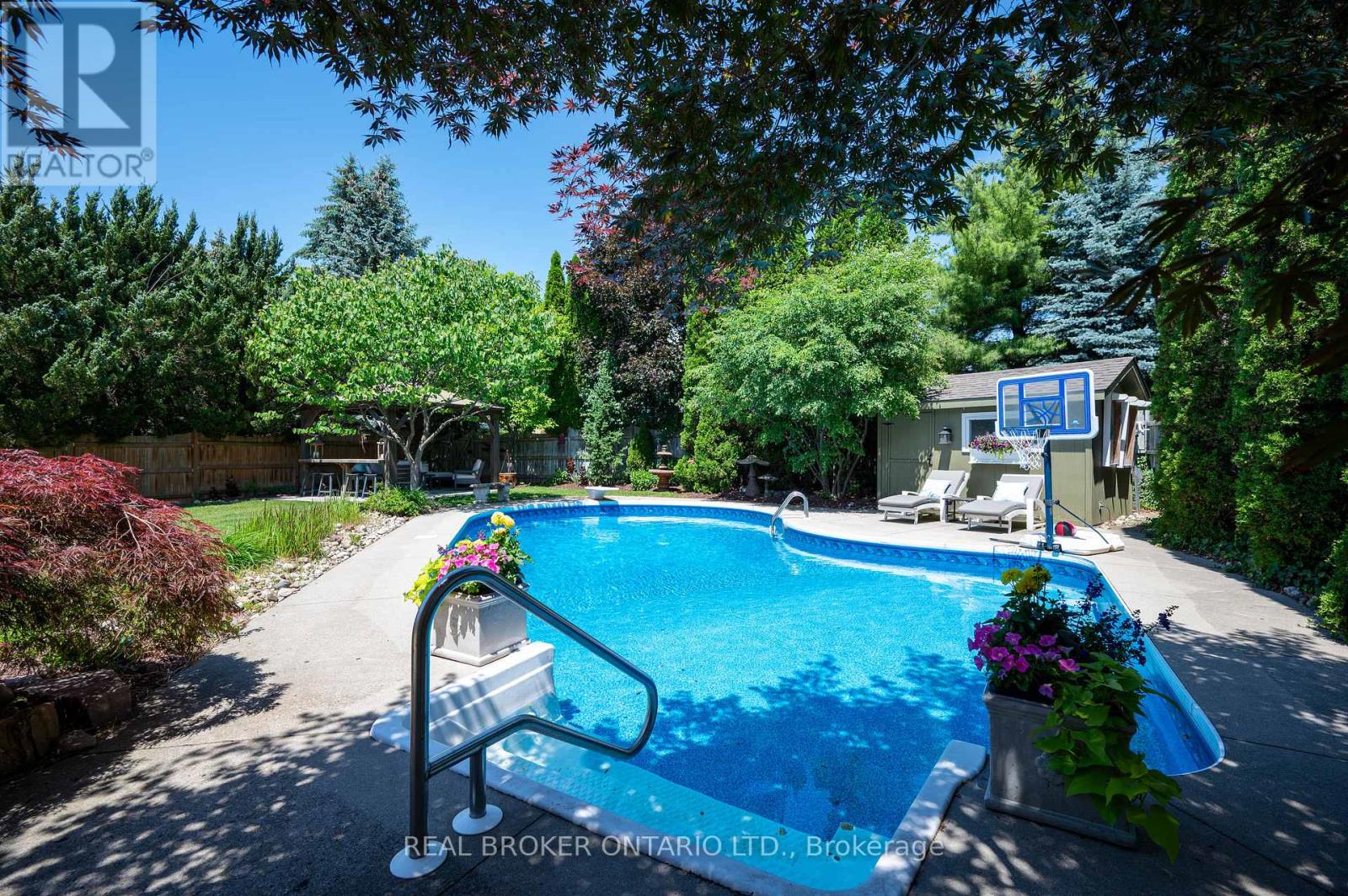 6 PIONEER TOWER CRESCENT - Image 6
