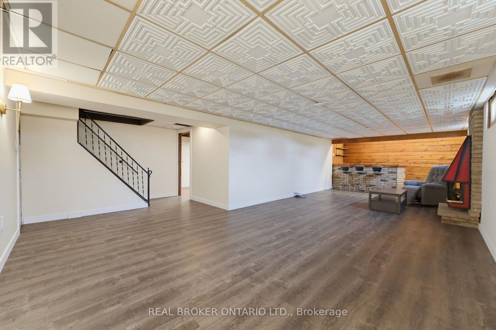 347 BLUE LAKE ROAD - Image 21