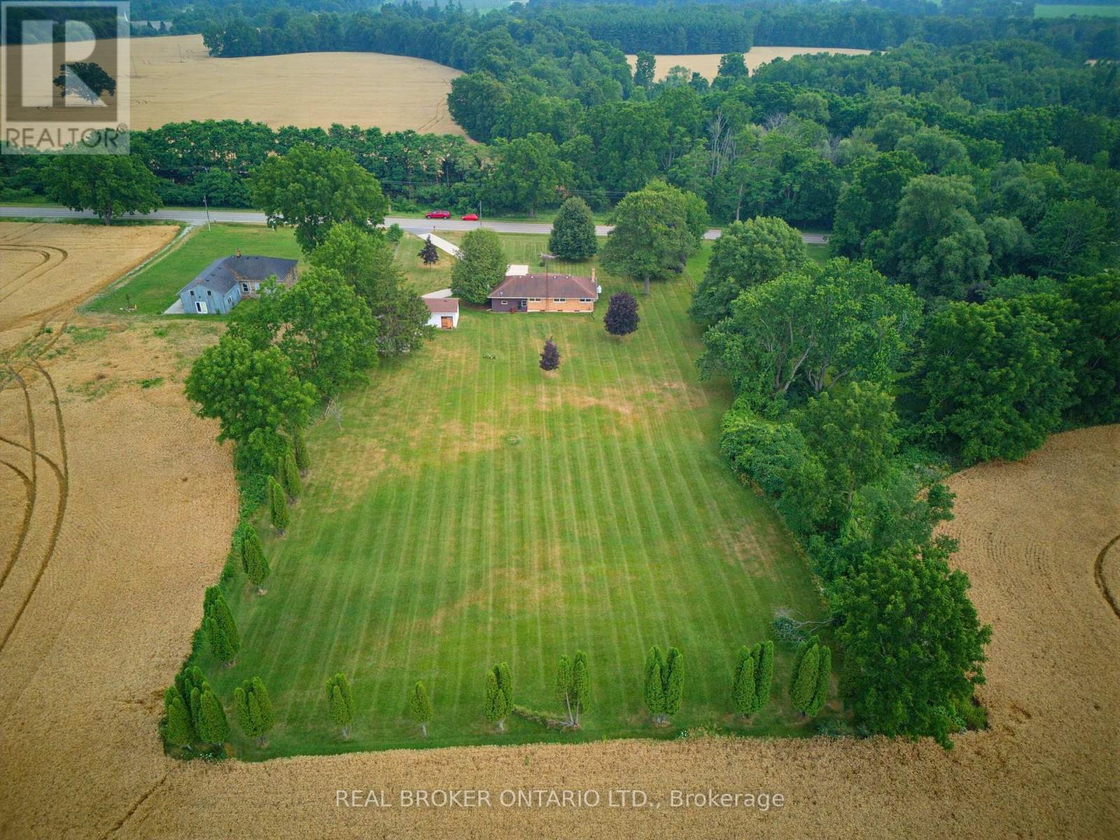 347 BLUE LAKE ROAD - Image 38