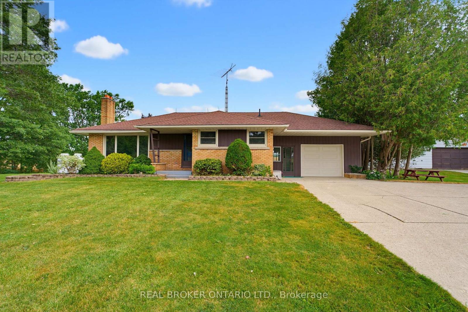347 BLUE LAKE ROAD - Image 5