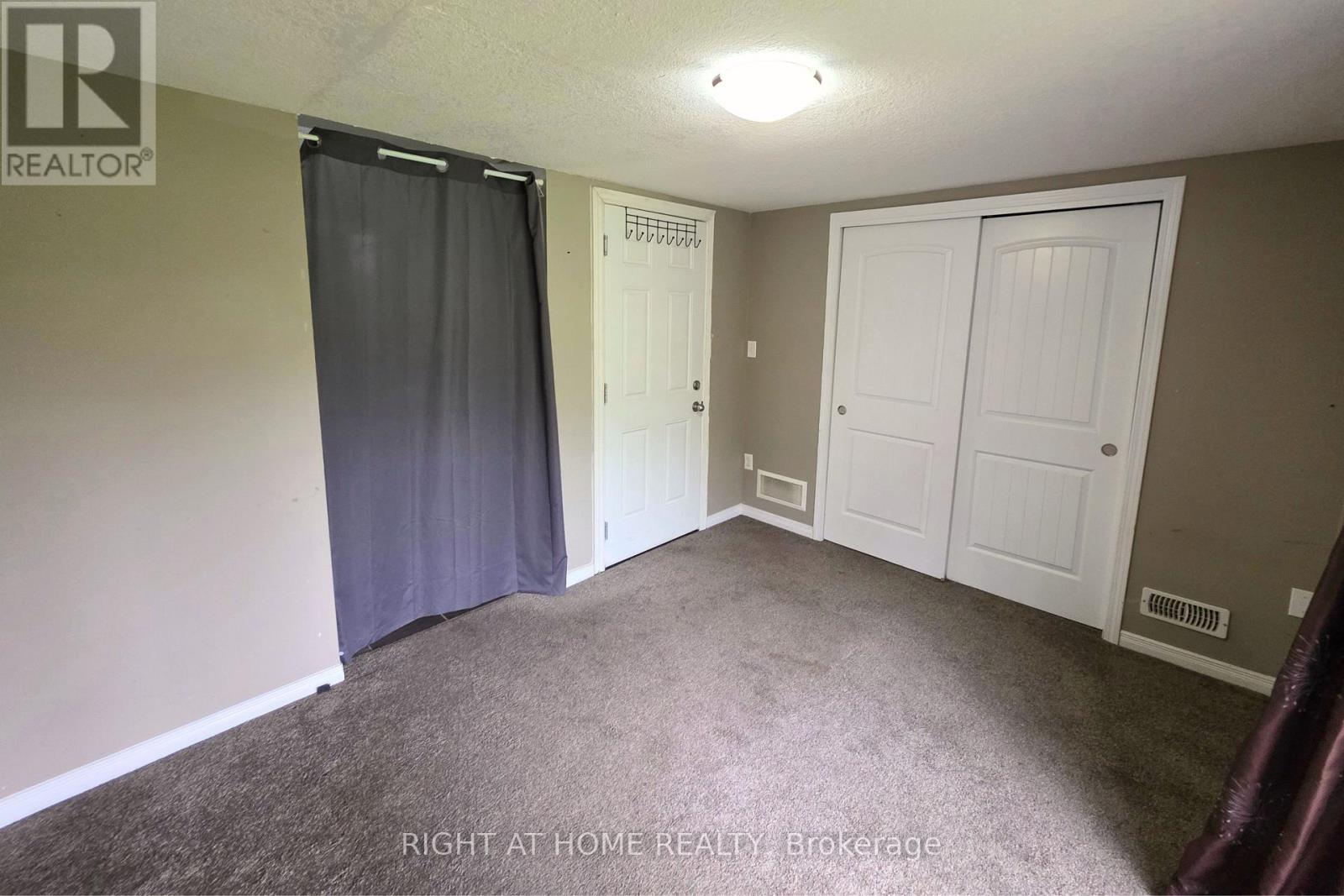 #59 750 LAWRENCE STREET - 25