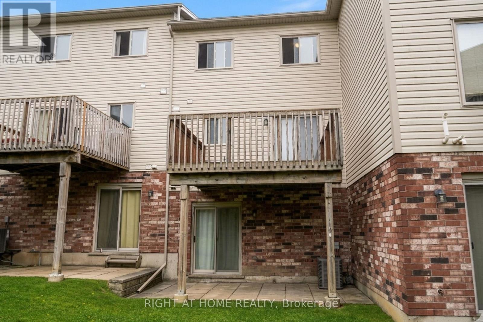 #59 750 LAWRENCE STREET - 26