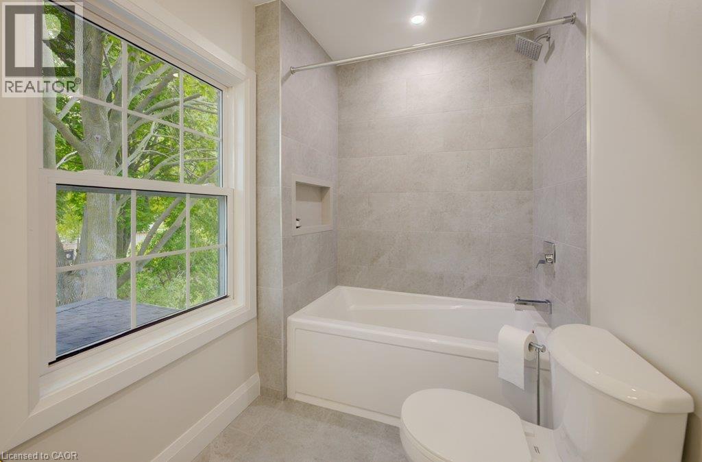 34 MOORE Avenue N - Image 37