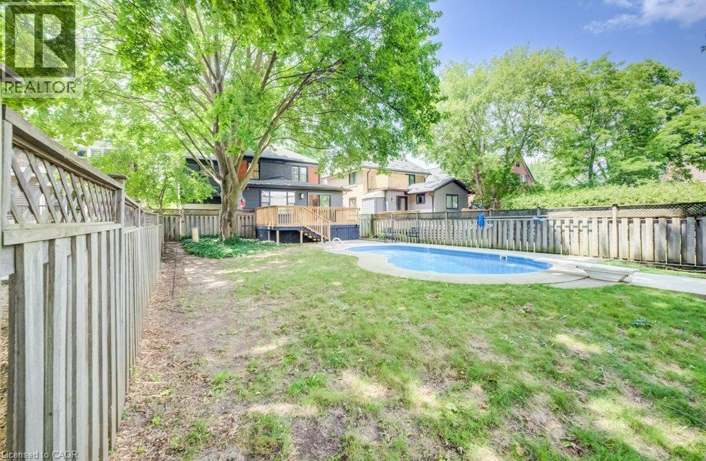 34 MOORE Avenue N - Image 49
