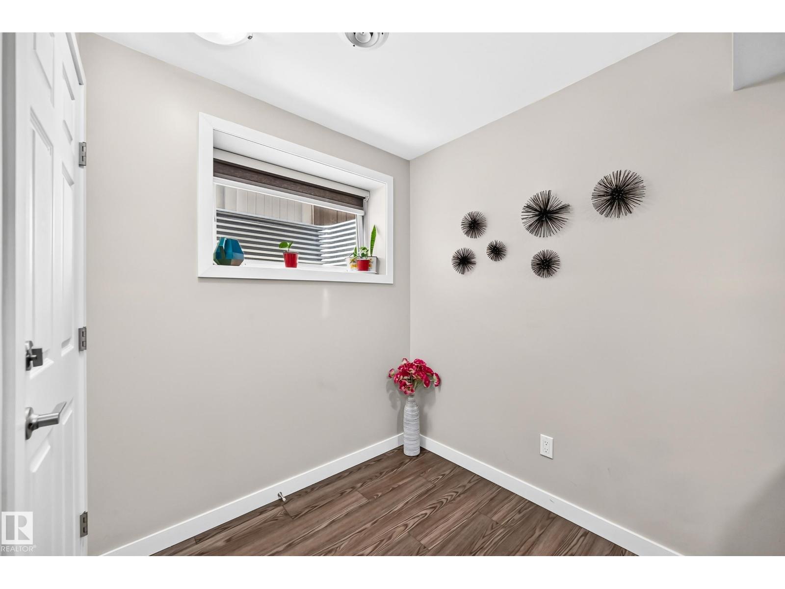 15503 95 AV NW - 41