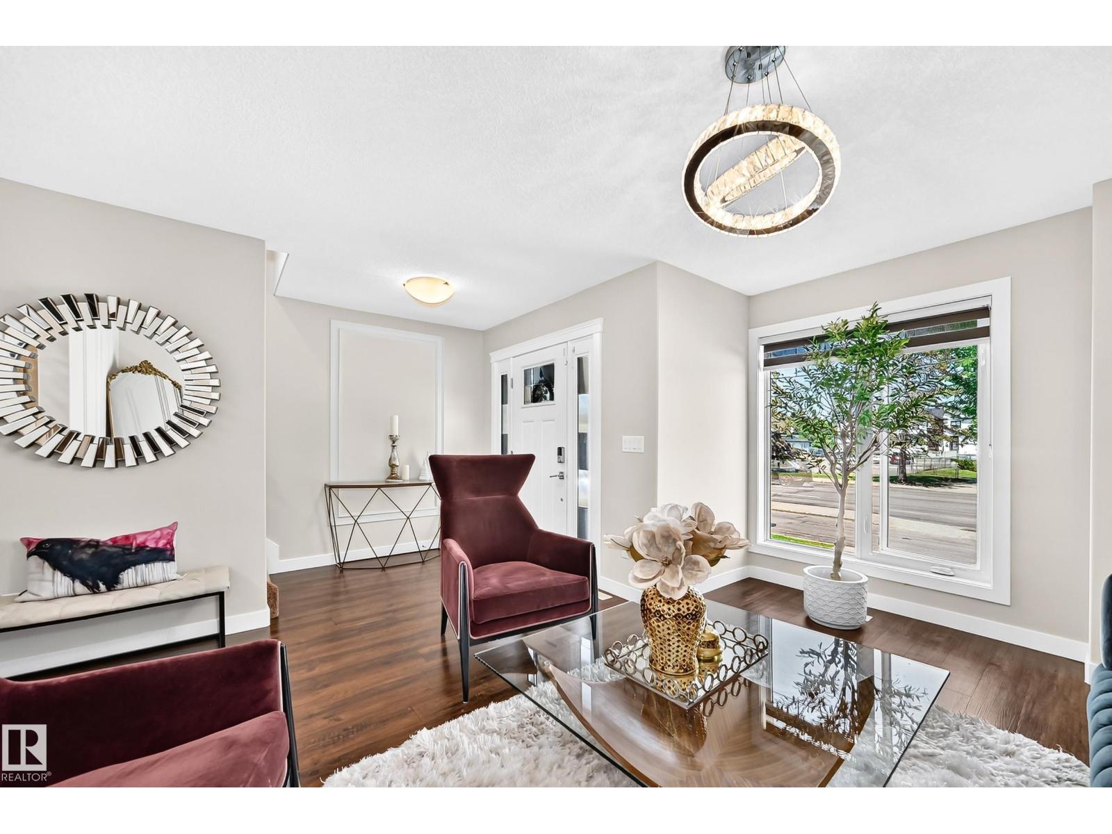 15503 95 AV NW - 23