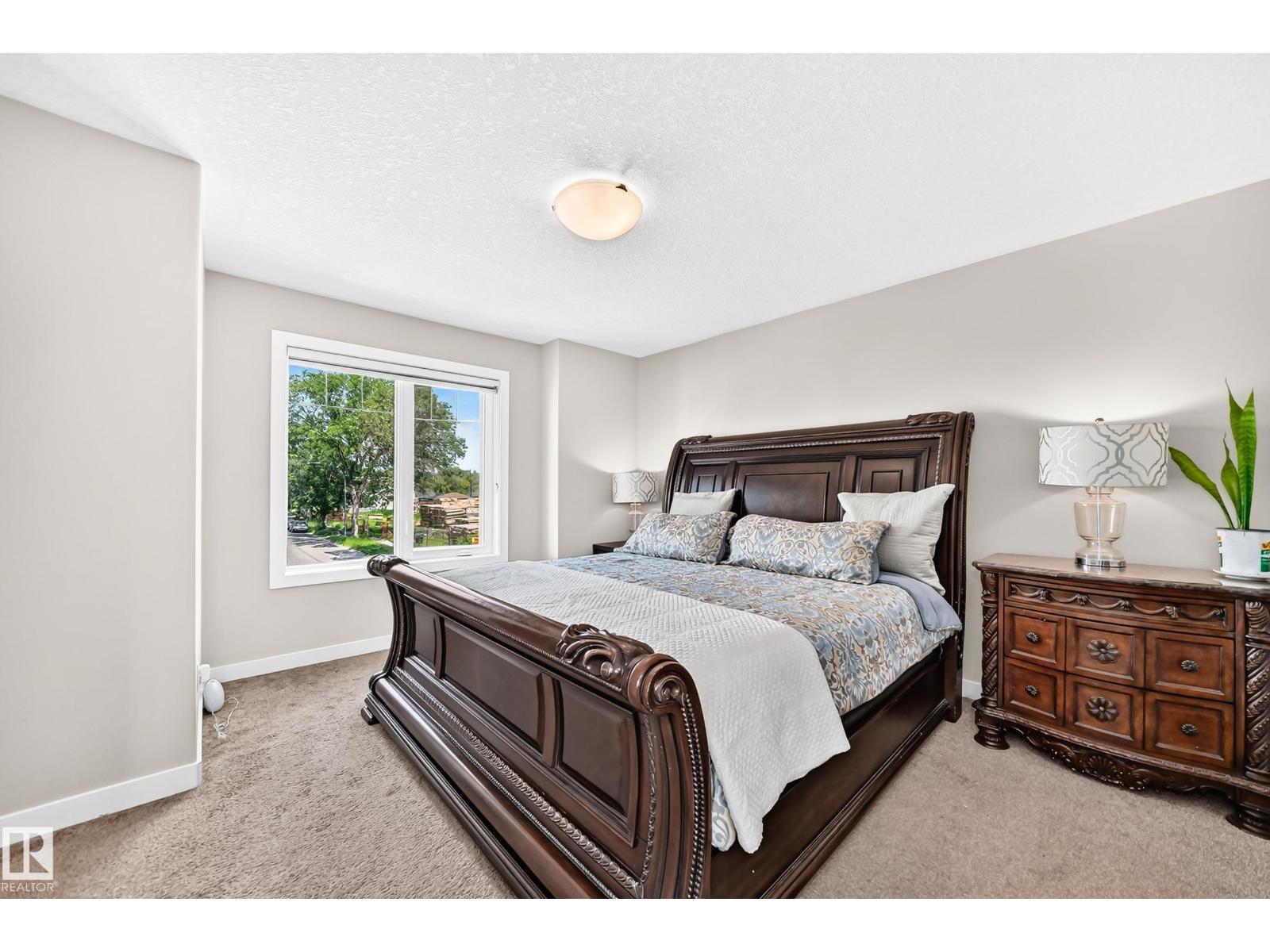 15503 95 AV NW - 25