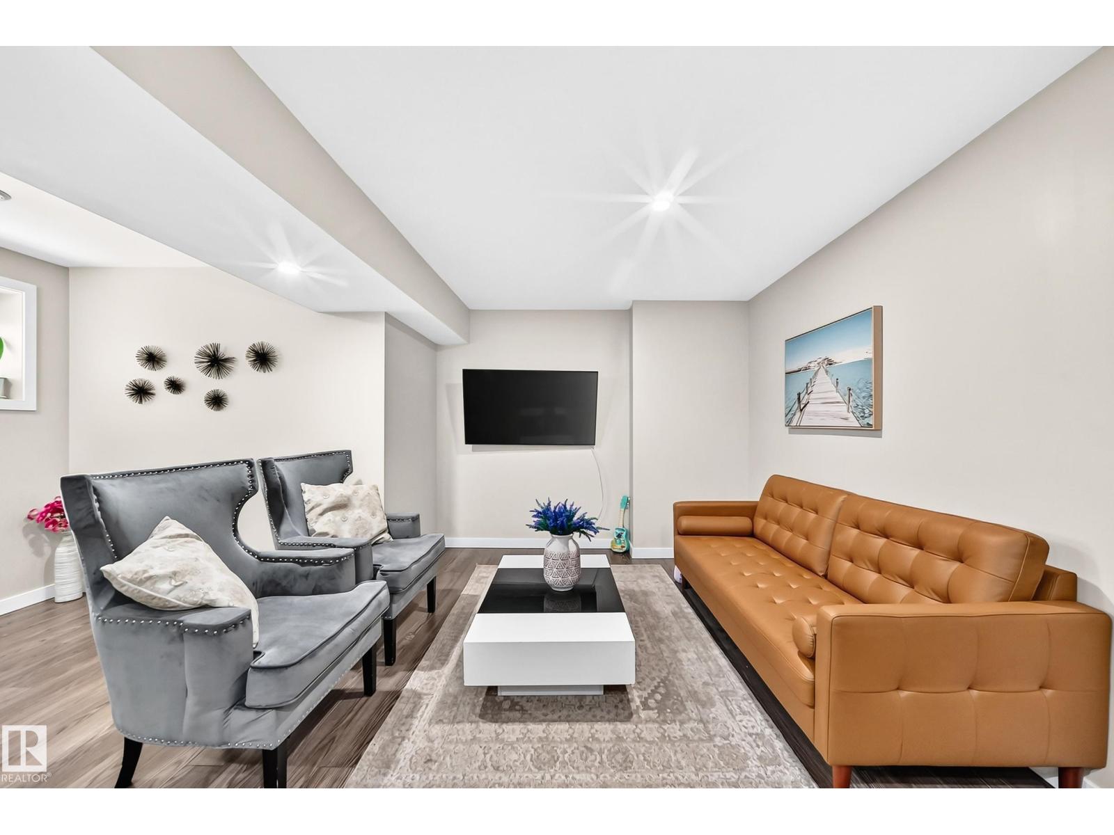 15503 95 AV NW - 37
