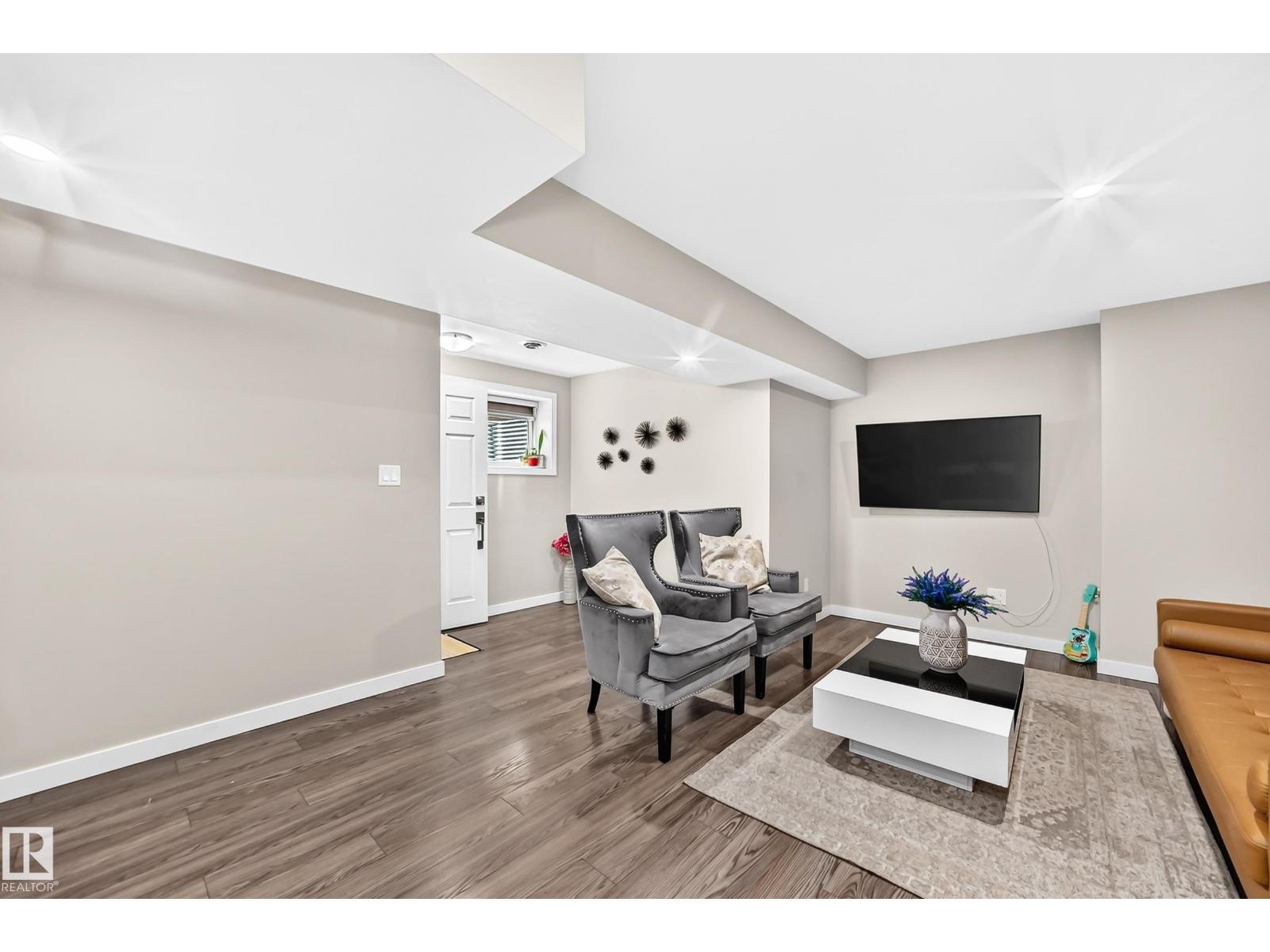 15503 95 AV NW - Image 38