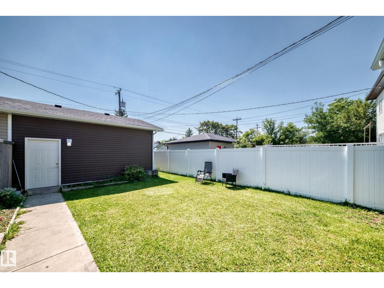 15503 95 AV NW - 49