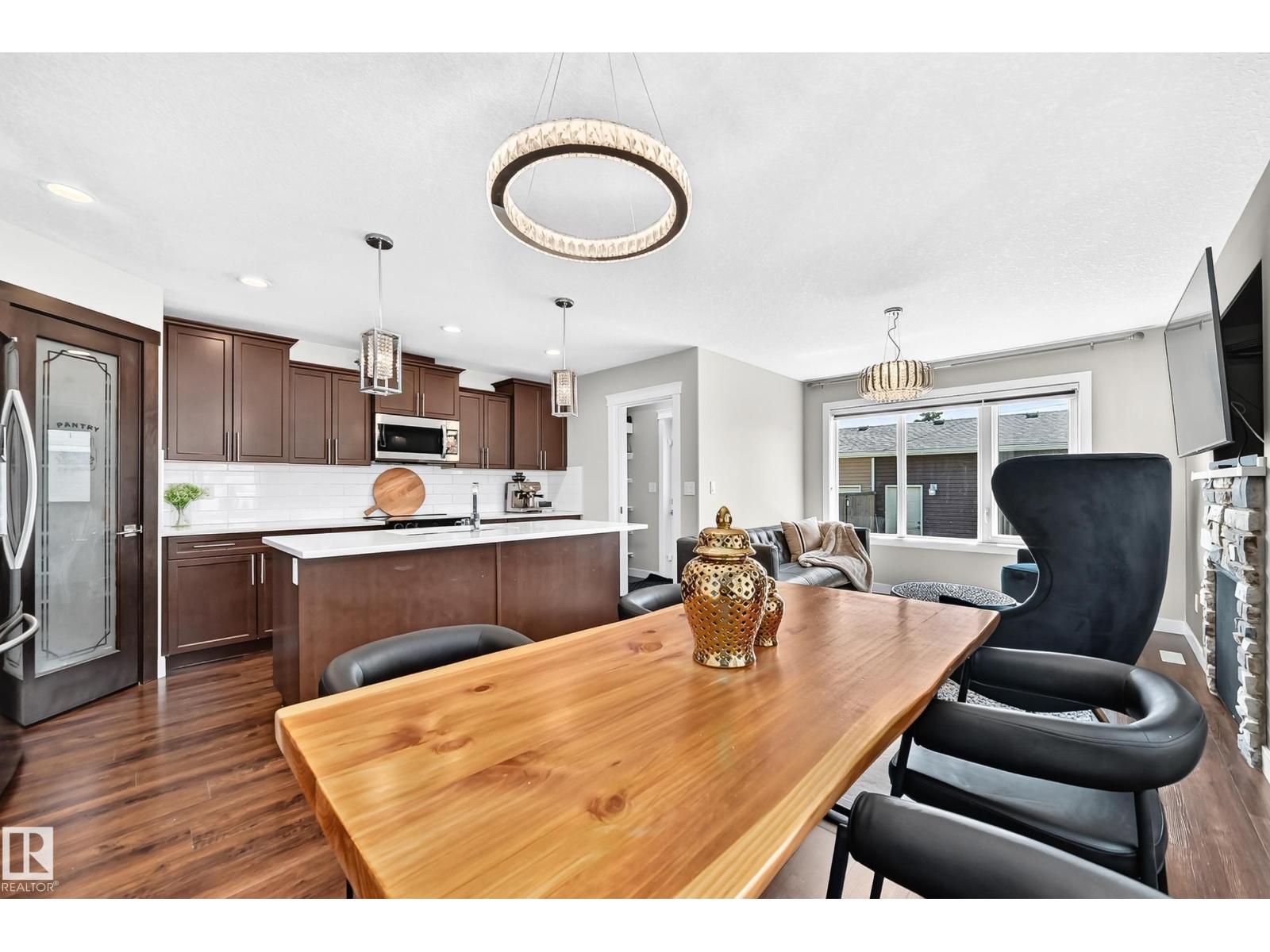 15503 95 AV NW - 14