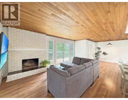 Photo 11 of 39, 2555 WALLACE PLACE · Prince George, BC