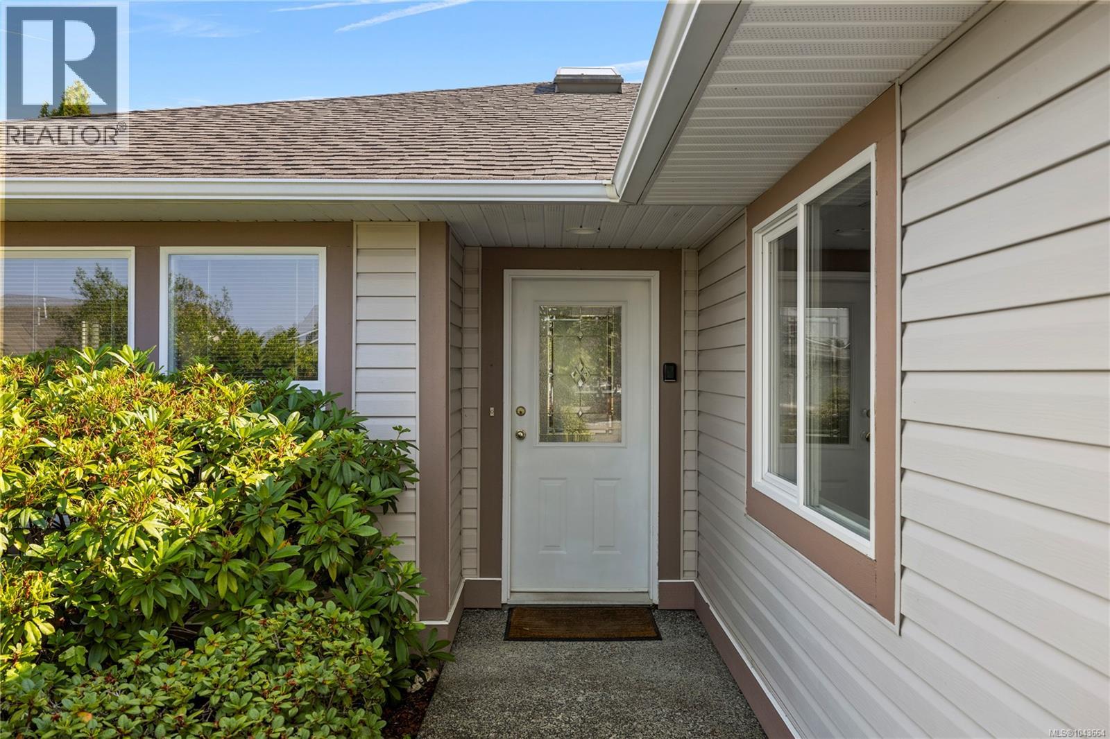 238 Strawberry Cres - 19