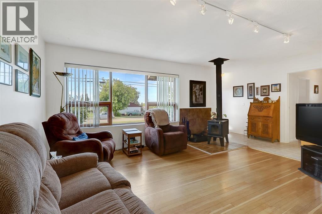 10904 108 Avenue - 15