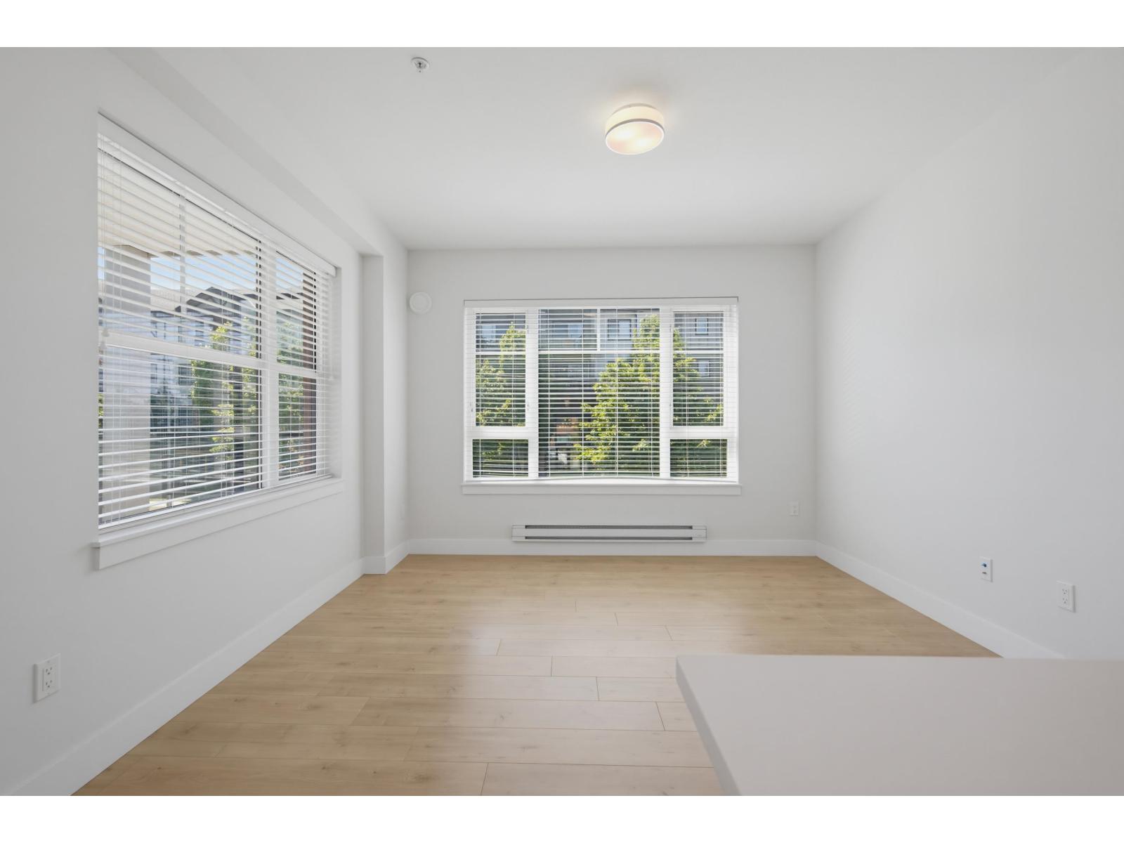 202 22136 49 AVENUE, Langley